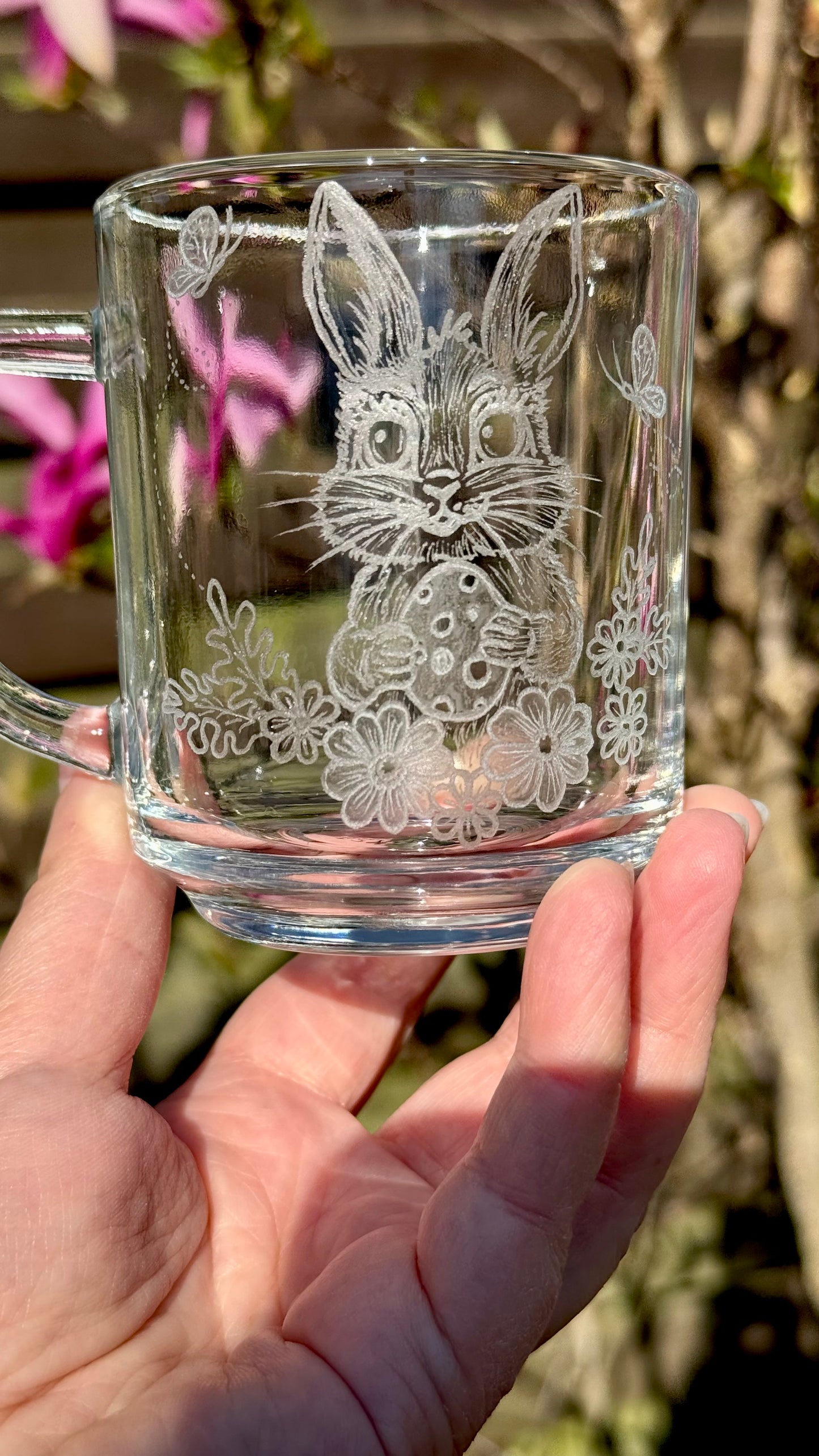 Glastasse mit Gravur Osterhase