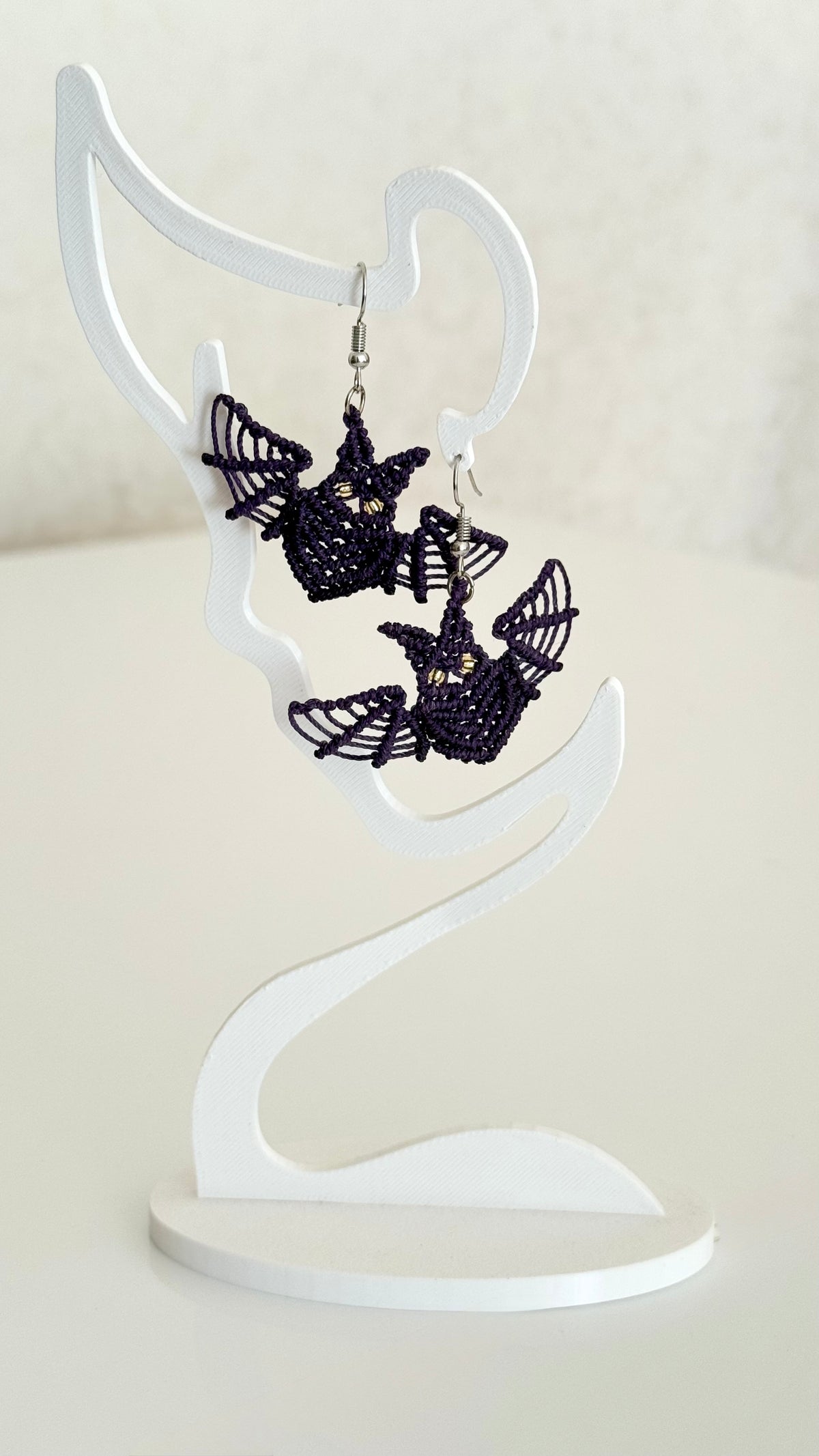 Fledermaus Ohrringe „Fledermauszauber“ – handgeknüpfter Makramee-Schmuck
